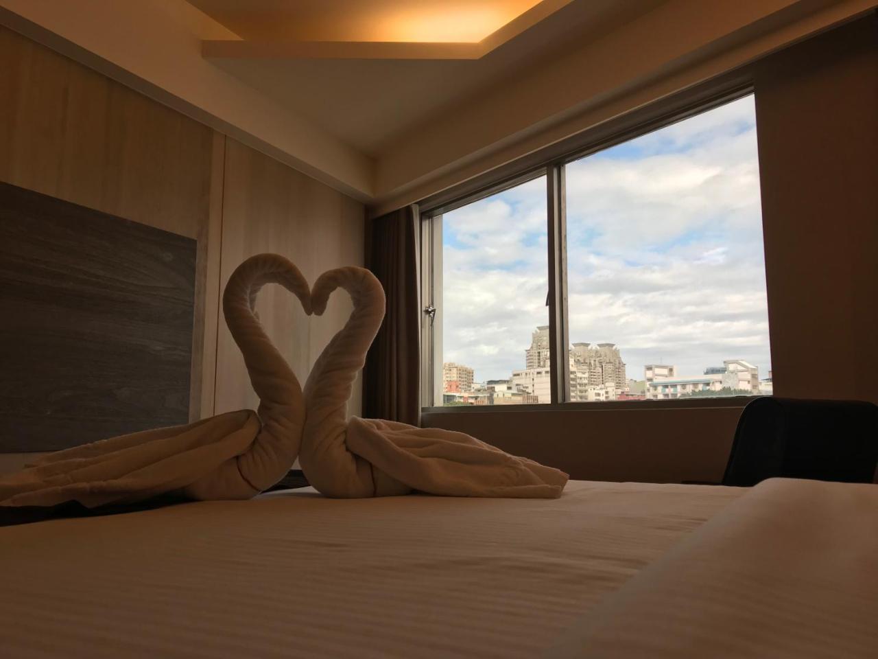 Open Room Hotel Tamsui Exterior photo